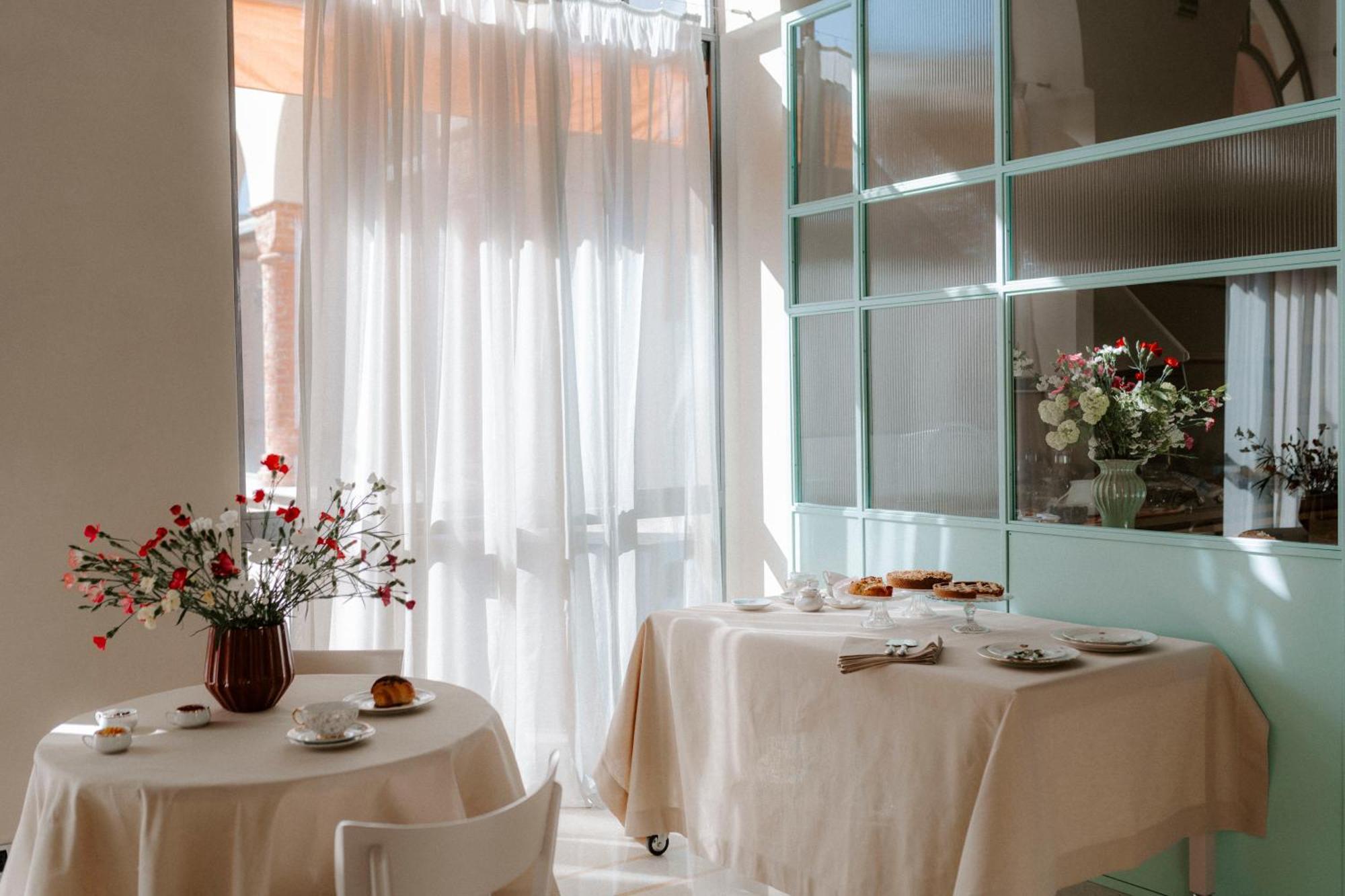 אלבה Alma Bed & Breakfast מראה חיצוני תמונה