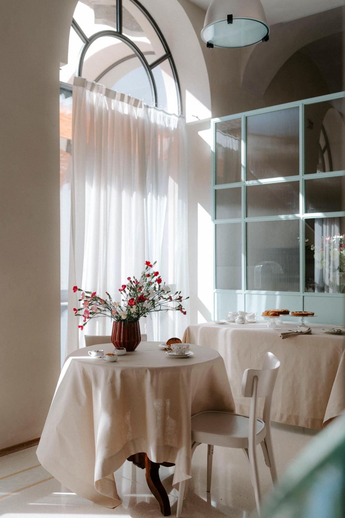 אלבה Alma Bed & Breakfast מראה חיצוני תמונה